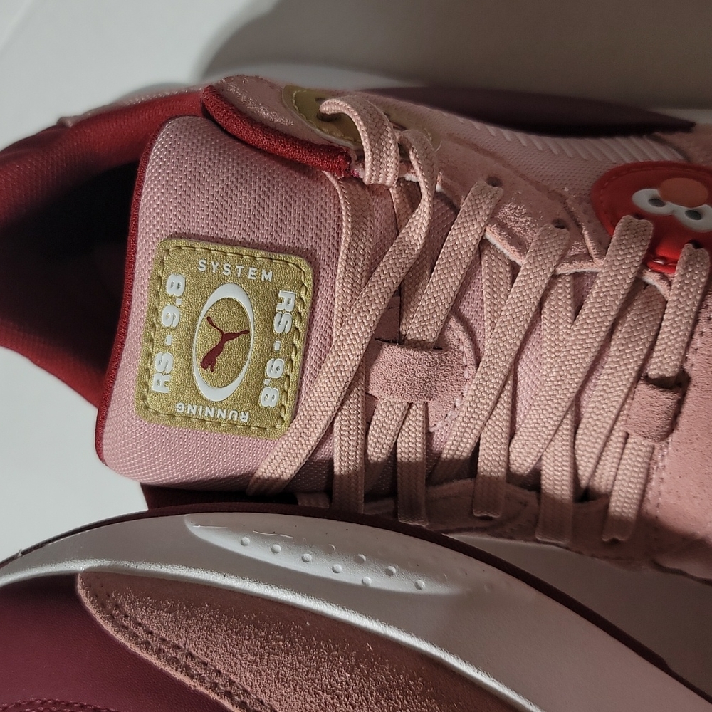 PUMA BIG KID PINK SNEAKERS  BURGUNDY RS 9.8 SESAME STREET 50TH ANNIVERSARY SZ 7 - Picture 4 of 12